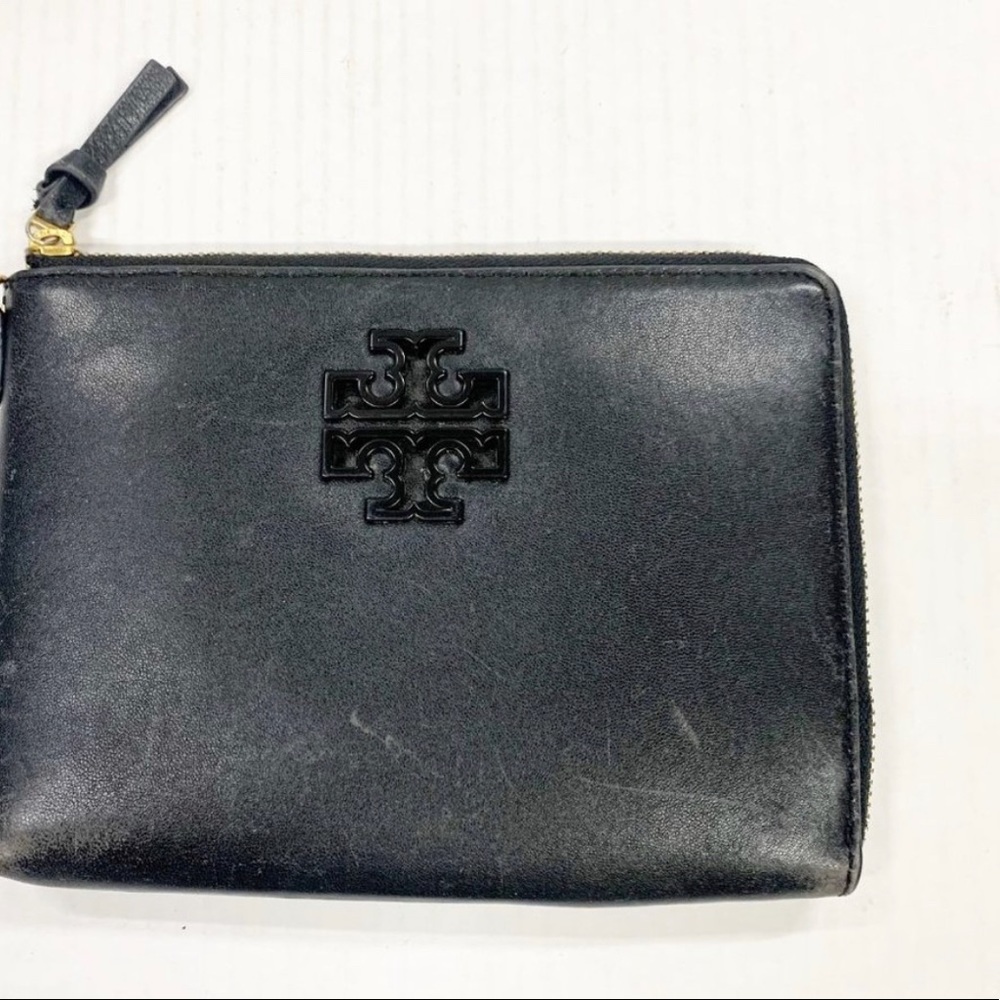 Tory Burch Lily Large Zip Pouch Wallet Black